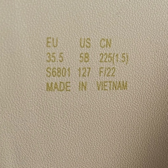 Stuart Weitzman Women’s Keelan Zip Boot Style Color Walnut brown- Size:5 - Picture 10 of 10